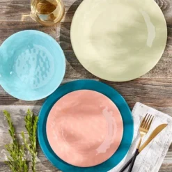 The Lakeside Collection Melamine Dinnerware Service For 4 Set Vibrant Colors 12pc Set -The Collective Goods GUEST 895efeae acfd 4591 9cbd ae800f5d0cc2