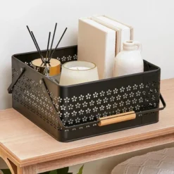 The Lakeside Collection Metal Storage Basket -The Collective Goods GUEST a53ee313 3de5 4f7a be65 7f556593d347