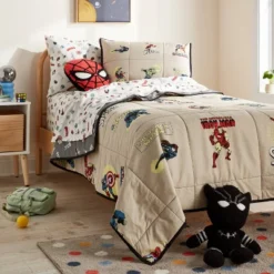 Marvel Characters Kids' Quilt - The Marvel Collection By Pillowfort™