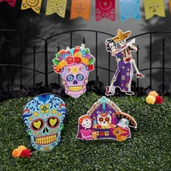 The Lakeside Collection Set Of 4 Holiday Stakes -The Collective Goods GUEST ec9cda5c 8258 49a4 a834 0941b64d3c22